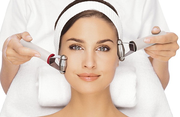 Machine advance facial